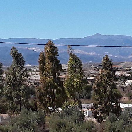 2-Bed Apartment - Sleeps 3 - Parking - Near Albox Bagian luar foto